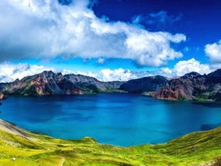 长白山天池天气预报，云端之巅的变脸艺术